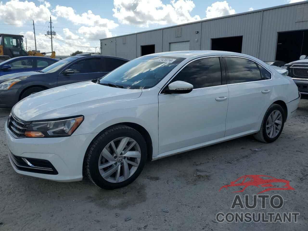 VOLKSWAGEN PASSAT 2018 - 1VWBA7A32JC031657