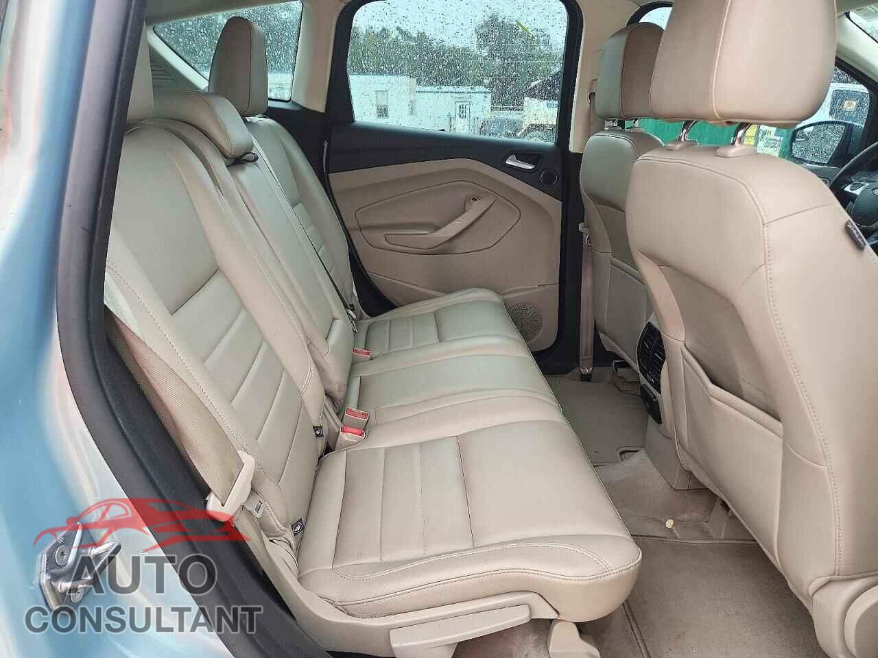 FORD CMAX 2014 - 1FADP5BU7EL510027