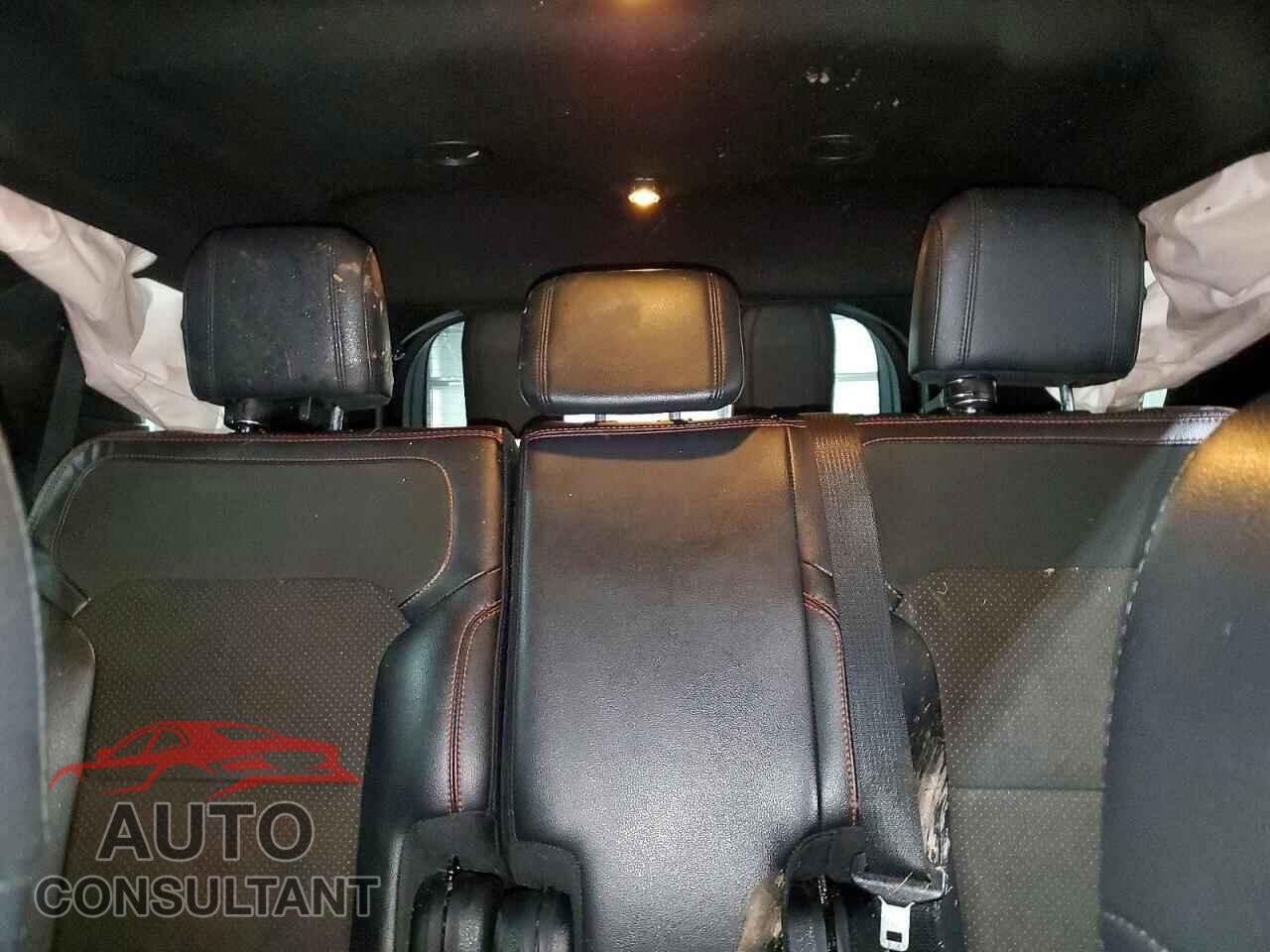 FORD EXPLORER 2018 - 1FM5K8D8XJGB35067