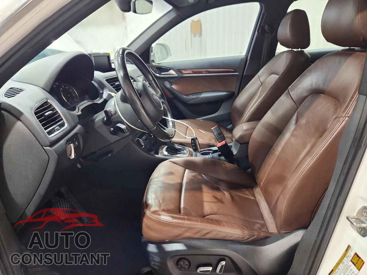 AUDI Q3 2016 - WA1EFCFS9GR017975