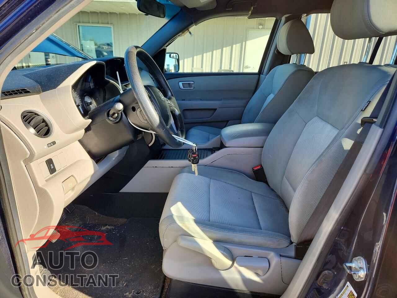 HONDA PILOT 2013 - 5FNYF3H21DB027367