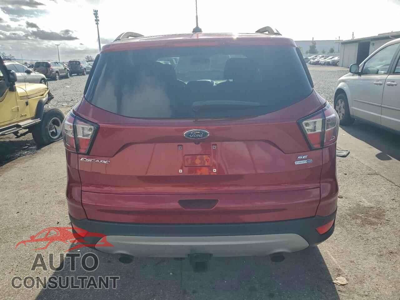 FORD ESCAPE 2017 - 1FMCU9G94HUC41408
