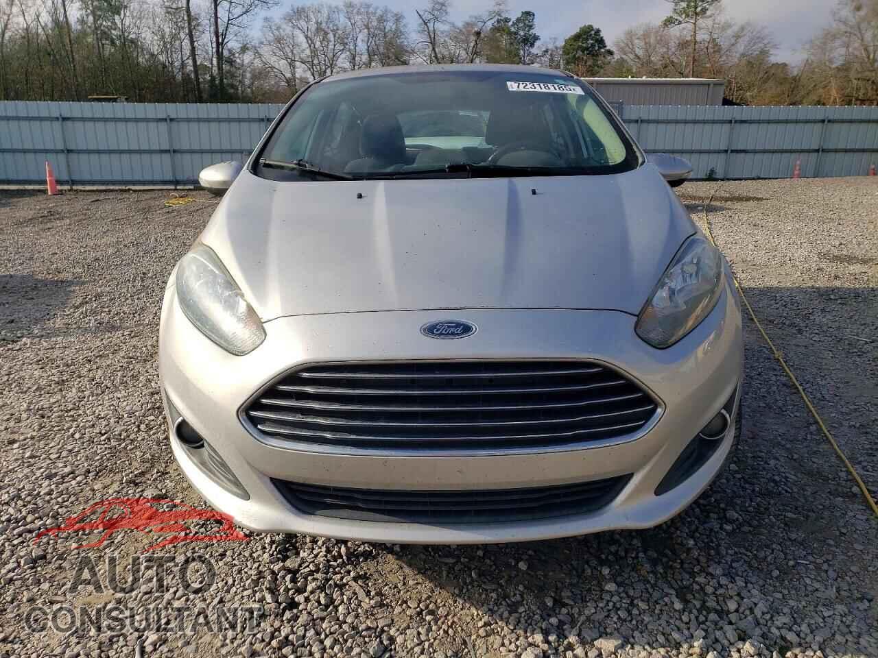 FORD FIESTA 2015 - 3FADP4EJ2FM150757