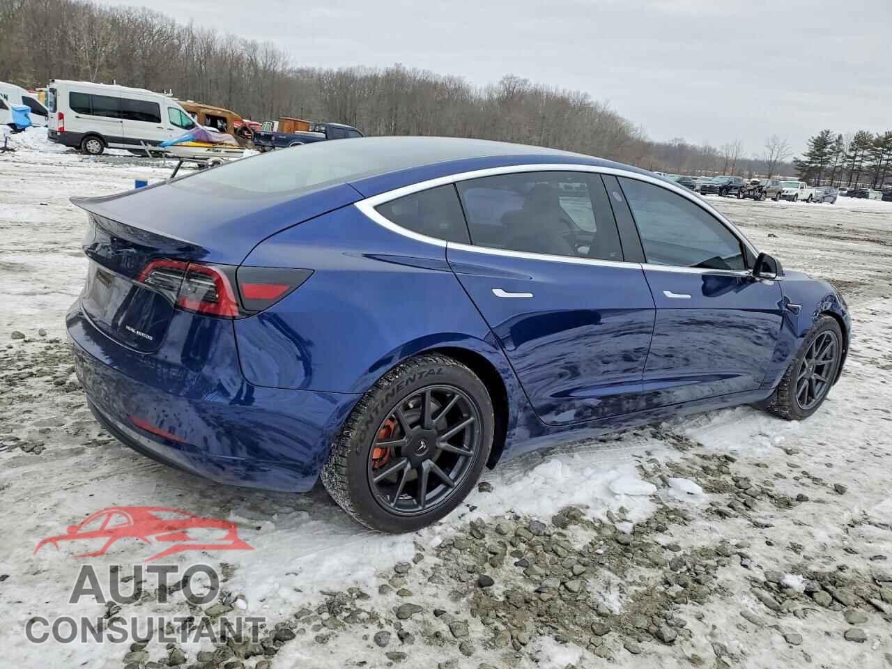 TESLA MODEL 3 2018 - 5YJ3E1EB3JF096594