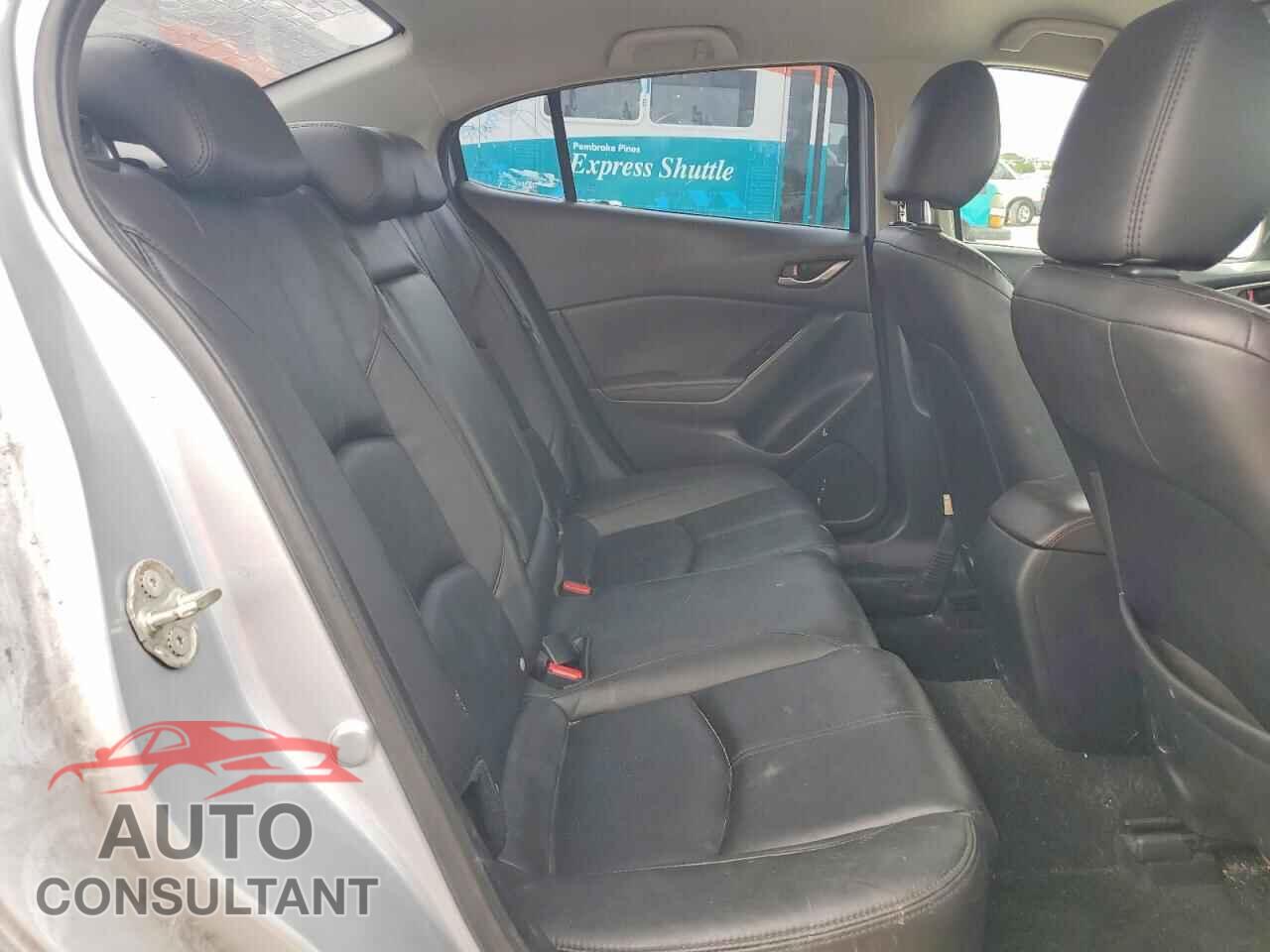 MAZDA 3 2017 - 3MZBN1V71HM110938