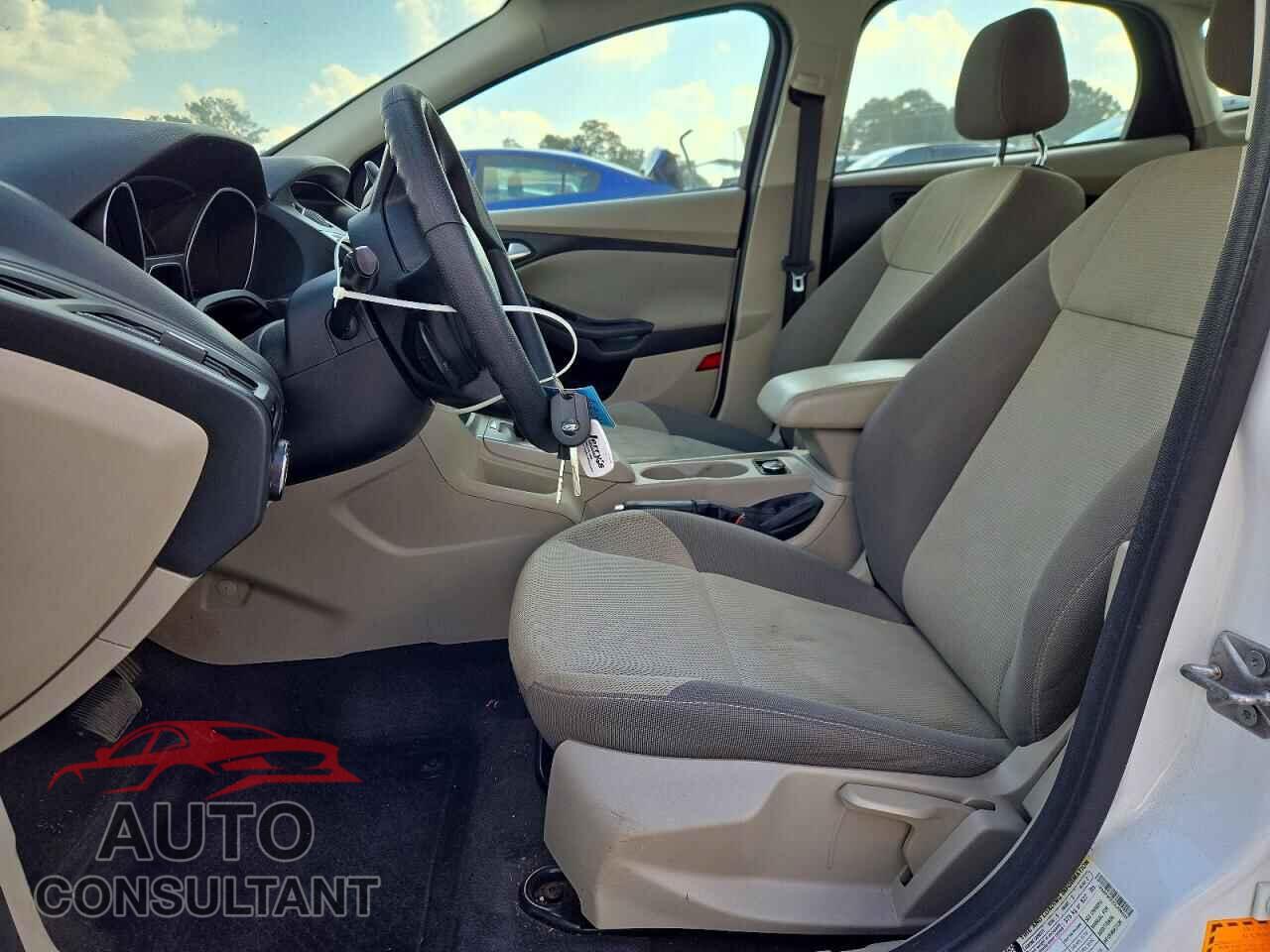 FORD FOCUS 2012 - 1FAHP3F27CL298631