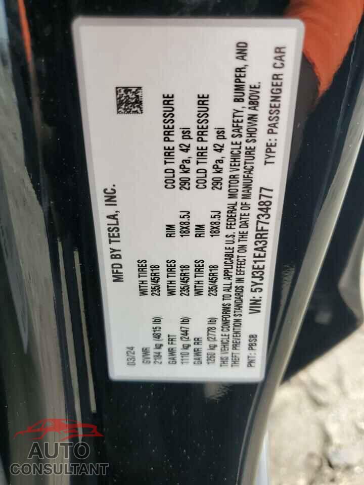 TESLA MODEL 3 2024 - 5YJ3E1EA3RF734877