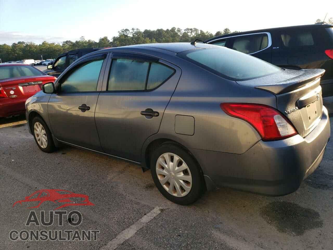 NISSAN VERSA 2017 - 3N1CN7AP3HL810310