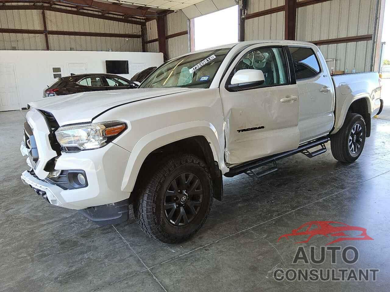 TOYOTA TACOMA 2021 - 5TFAZ5CN3MX117938