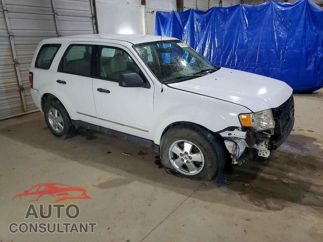 FORD ESCAPE 2010 - 1FMCU9C75AKD40602