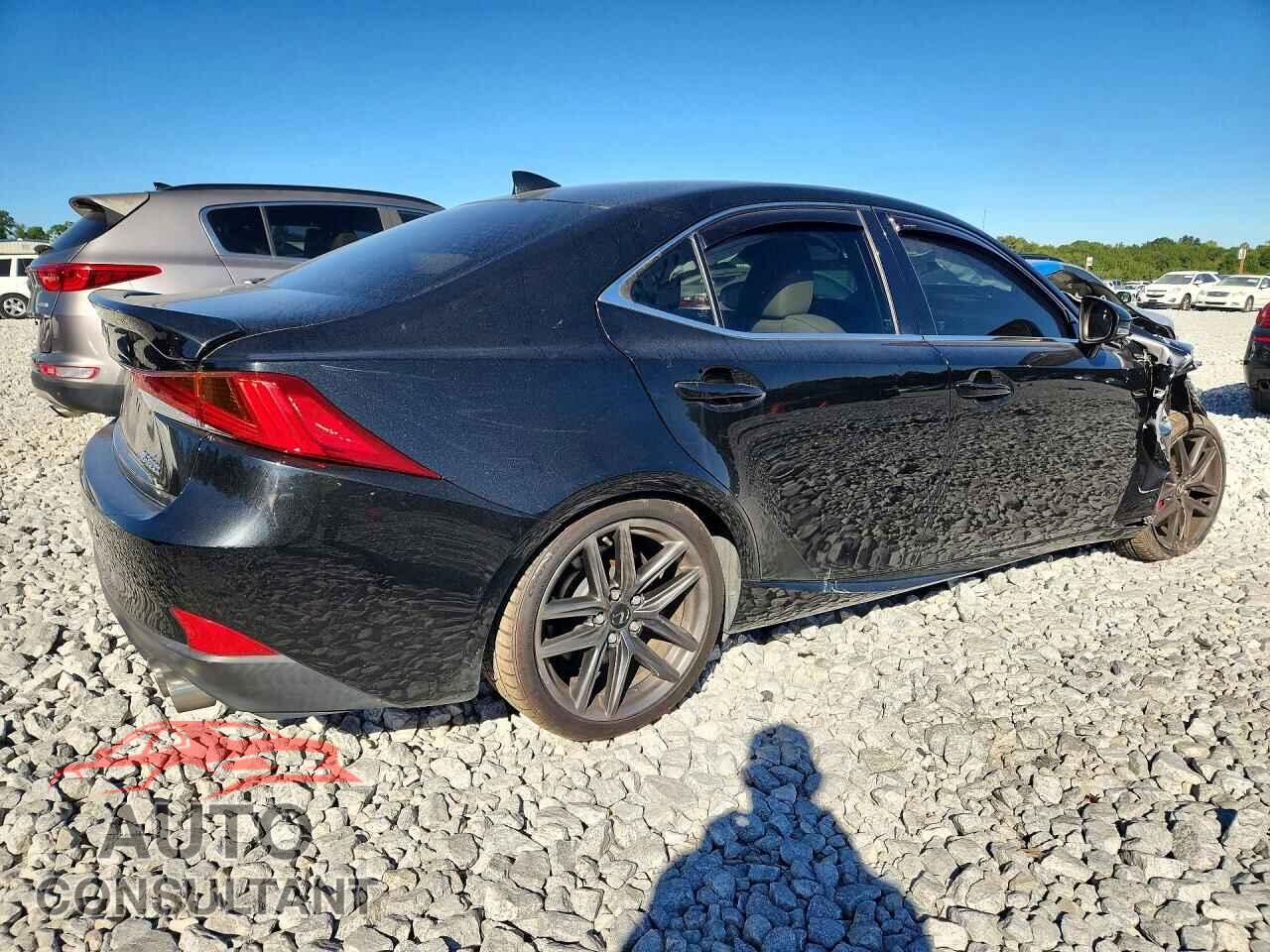 LEXUS IS 2017 - JTHBA1D28H5051055