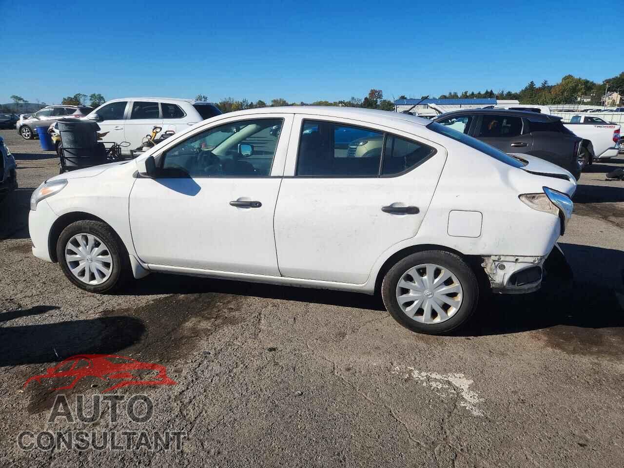NISSAN VERSA 2017 - 3N1CN7AP3HL816236