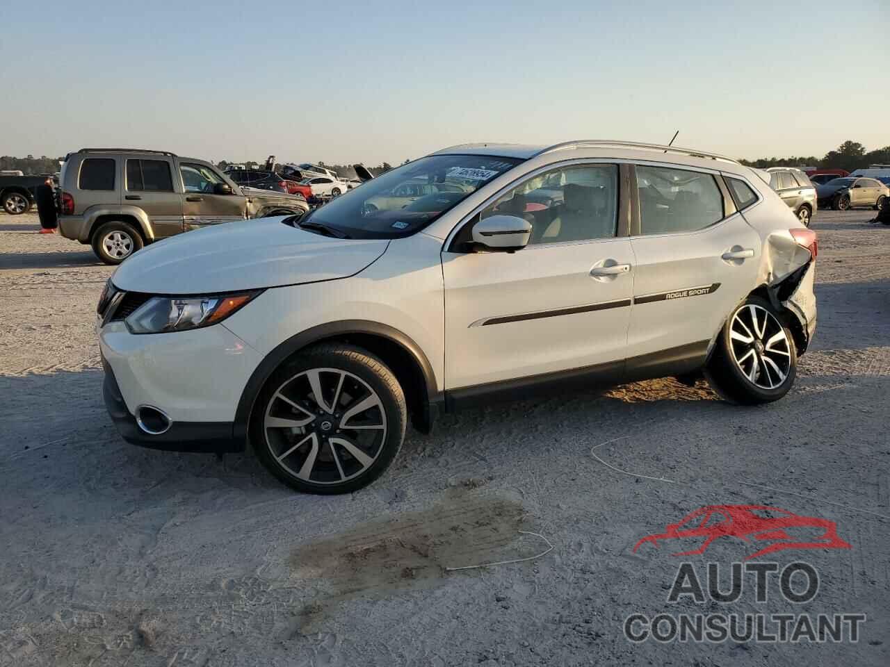 NISSAN ROGUE 2019 - JN1BJ1CP7KW529971