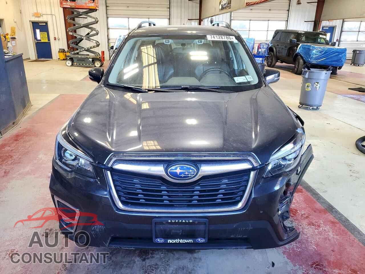 SUBARU FORESTER 2019 - JF2SKAUC9KH459580