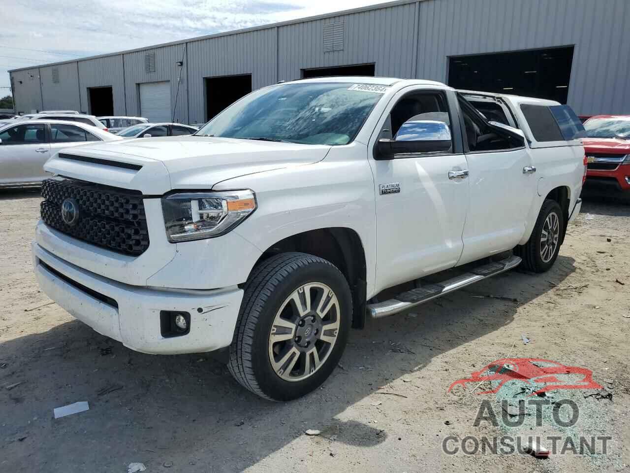 TOYOTA TUNDRA 2019 - 5TFAY5F10KX790999