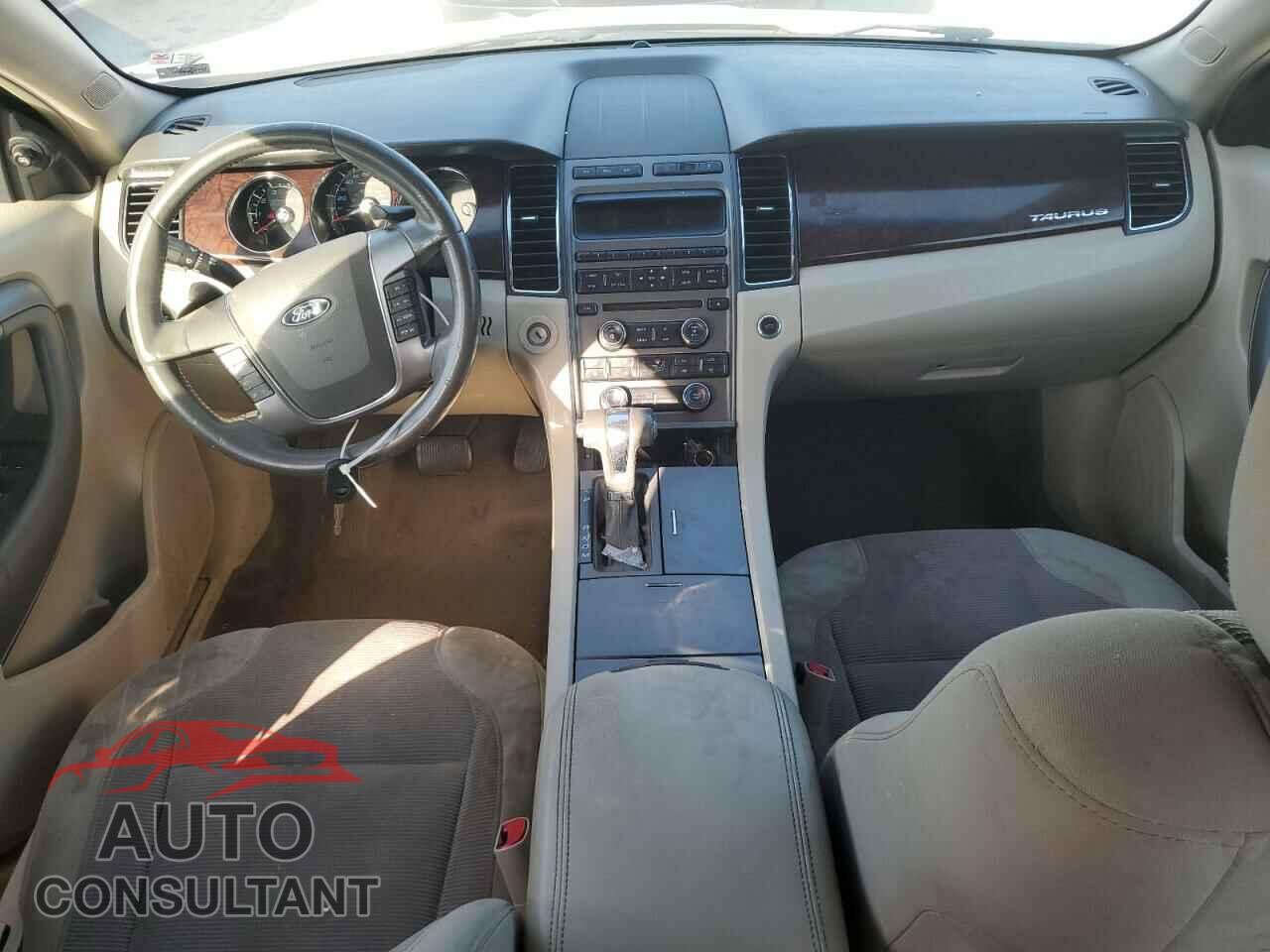FORD TAURUS 2010 - 1FAHP2EW3AG106819
