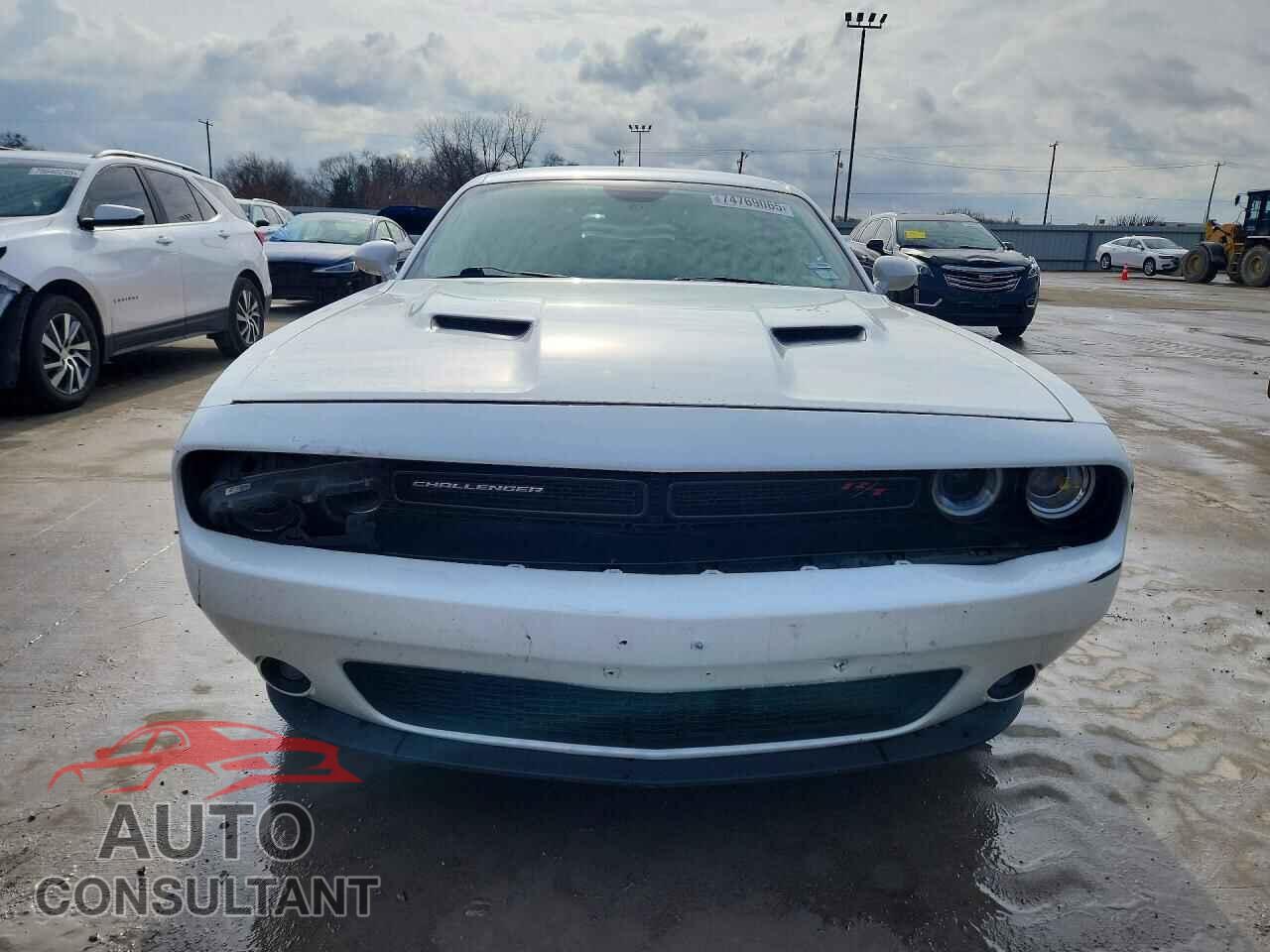 DODGE CHALLENGER 2015 - 2C3CDZAT8FH757719