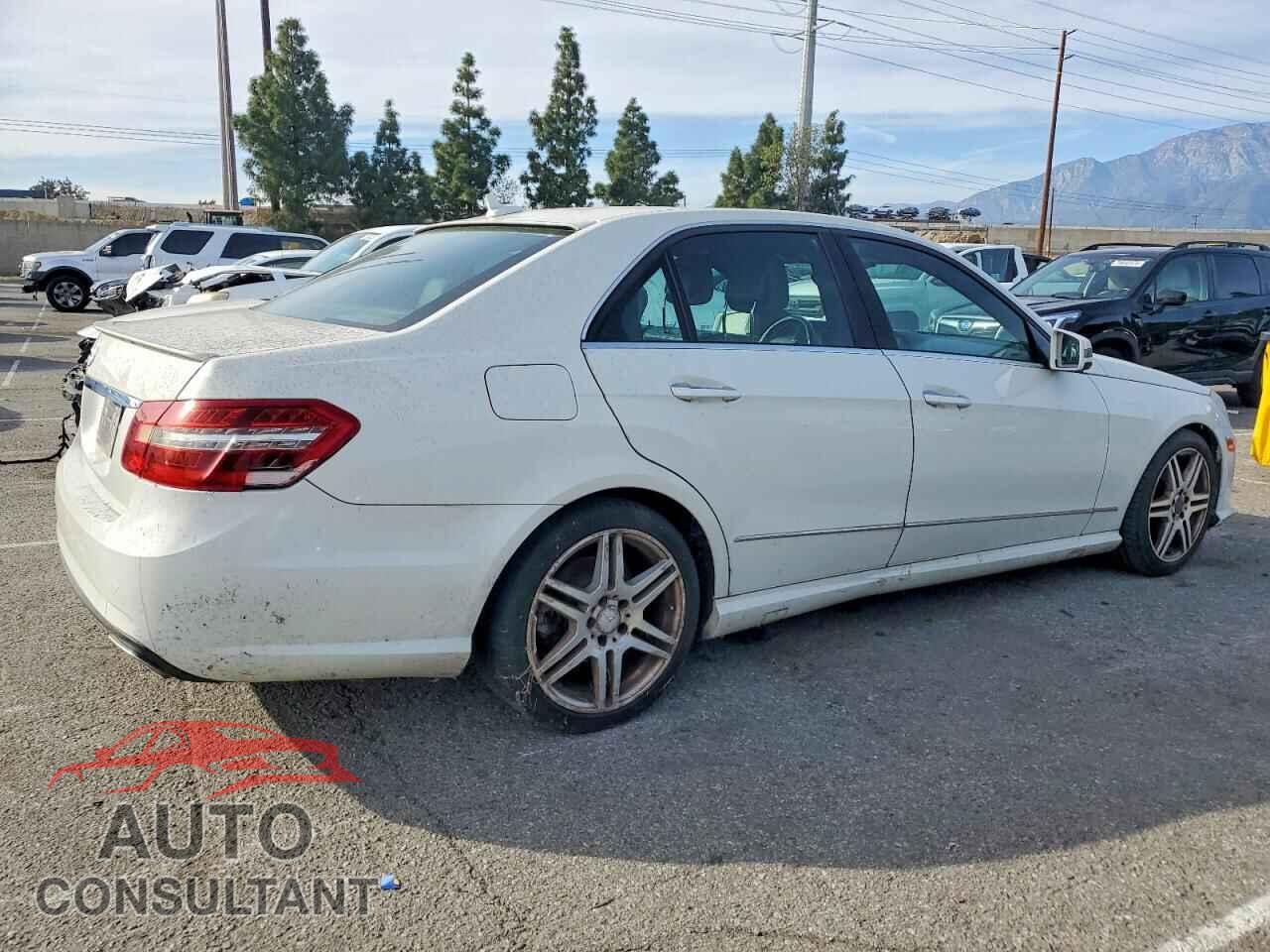 MERCEDES-BENZ E-CLASS 2011 - WDDHF5GB6BA271802