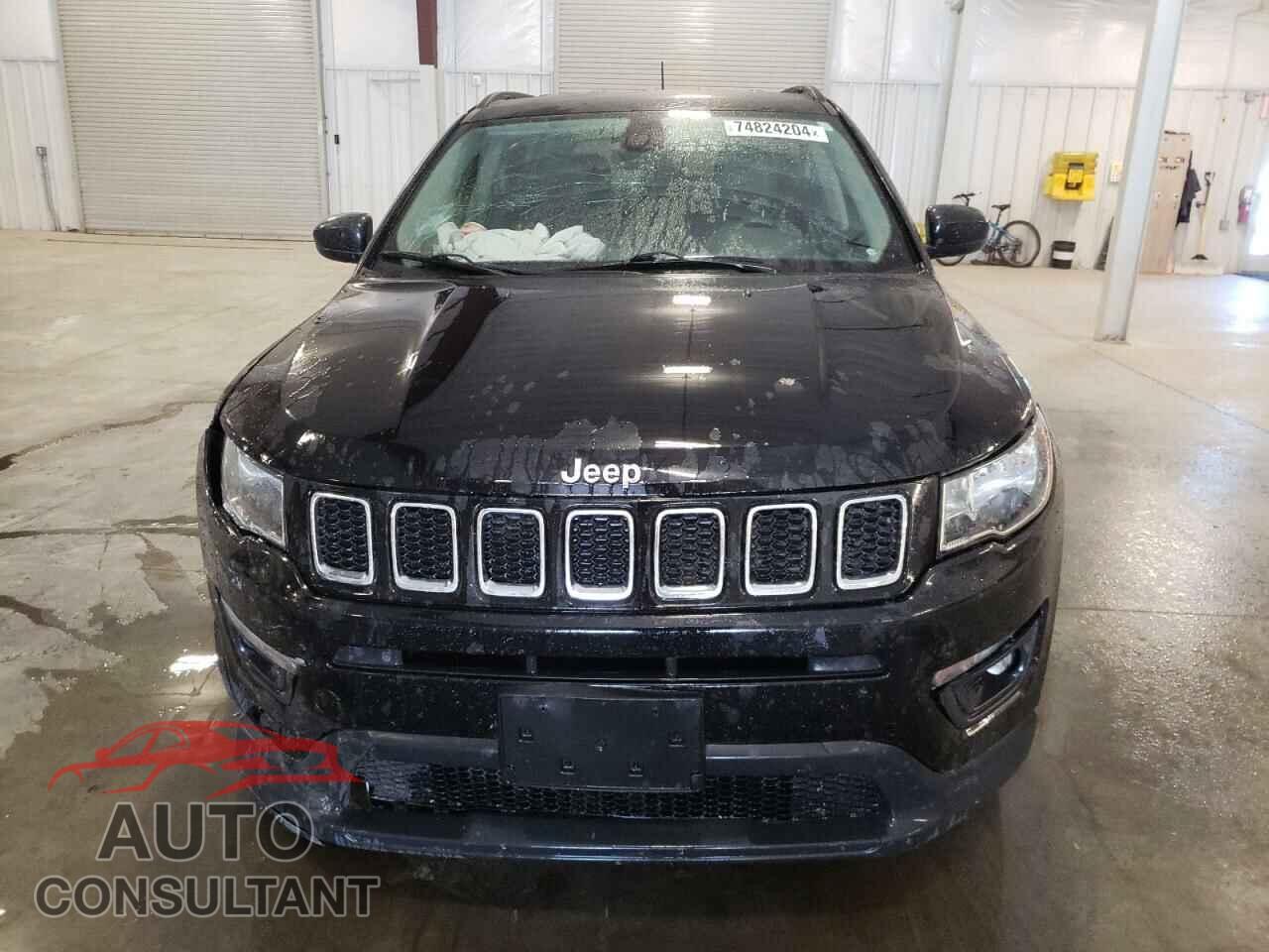 JEEP COMPASS 2017 - 3C4NJDBB9HT640439