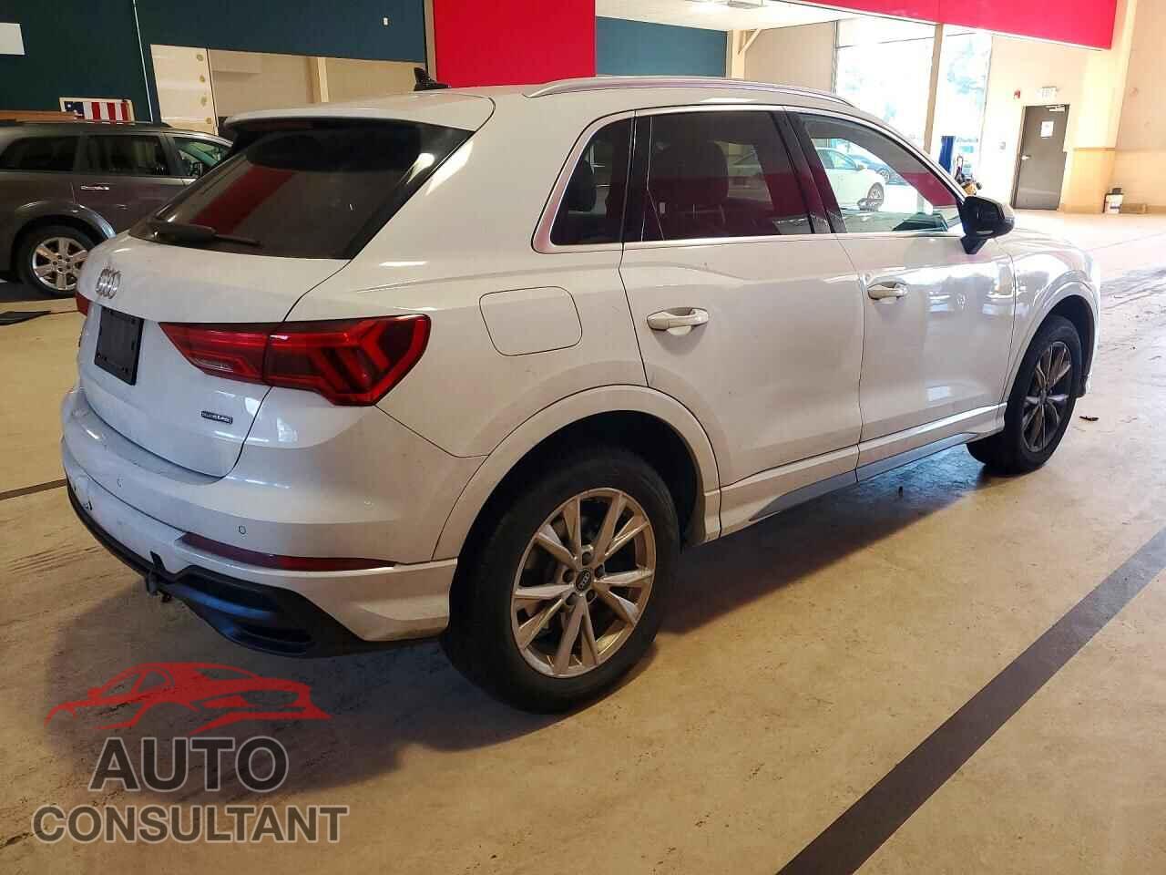 AUDI Q3 2021 - WA1EECF34M1050923
