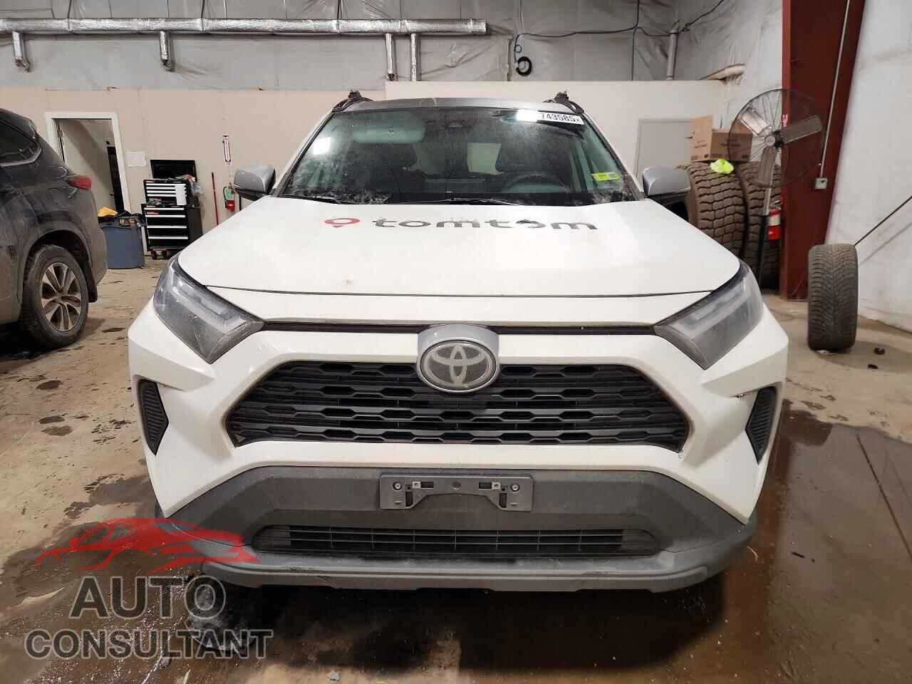 TOYOTA RAV4 2023 - 2T3G1RFV4PC344215