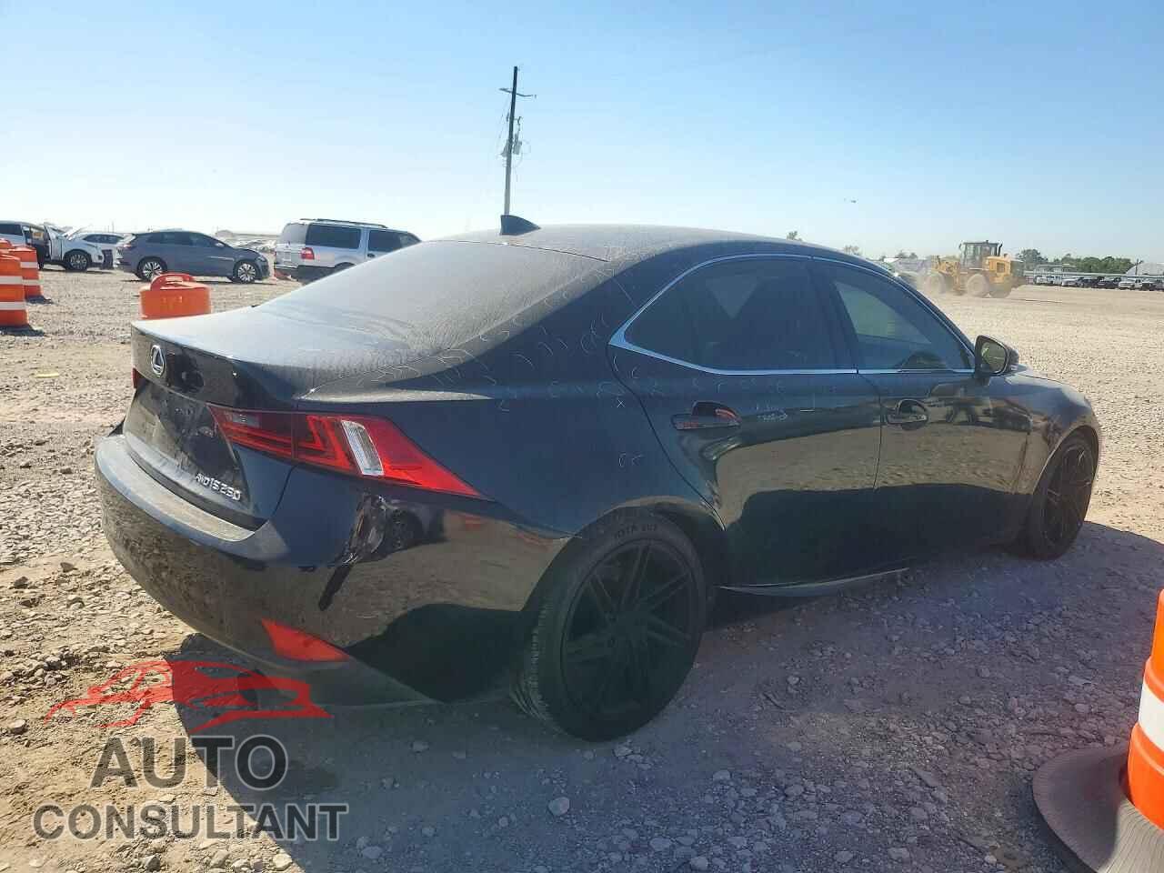 LEXUS IS 2015 - JTHCF1D27F5020480