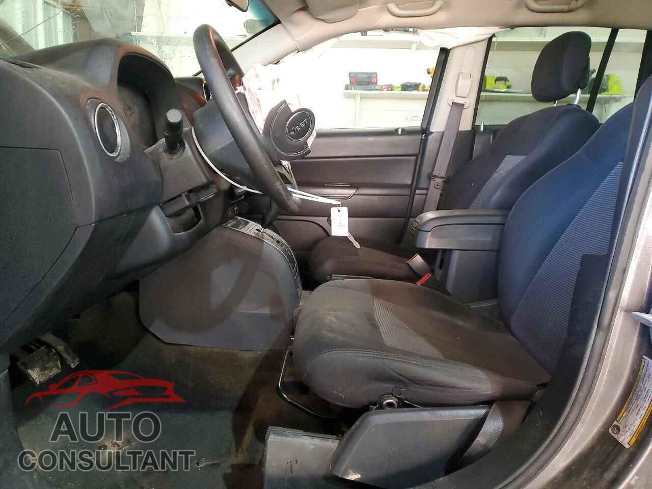 JEEP COMPASS 2015 - 1C4NJCBA2FD334123