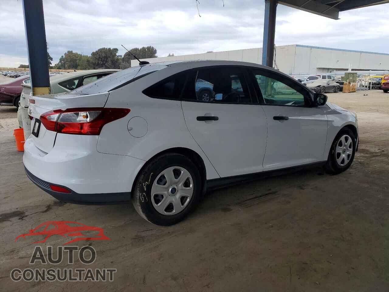 FORD FOCUS 2013 - 1FADP3E25DL164413