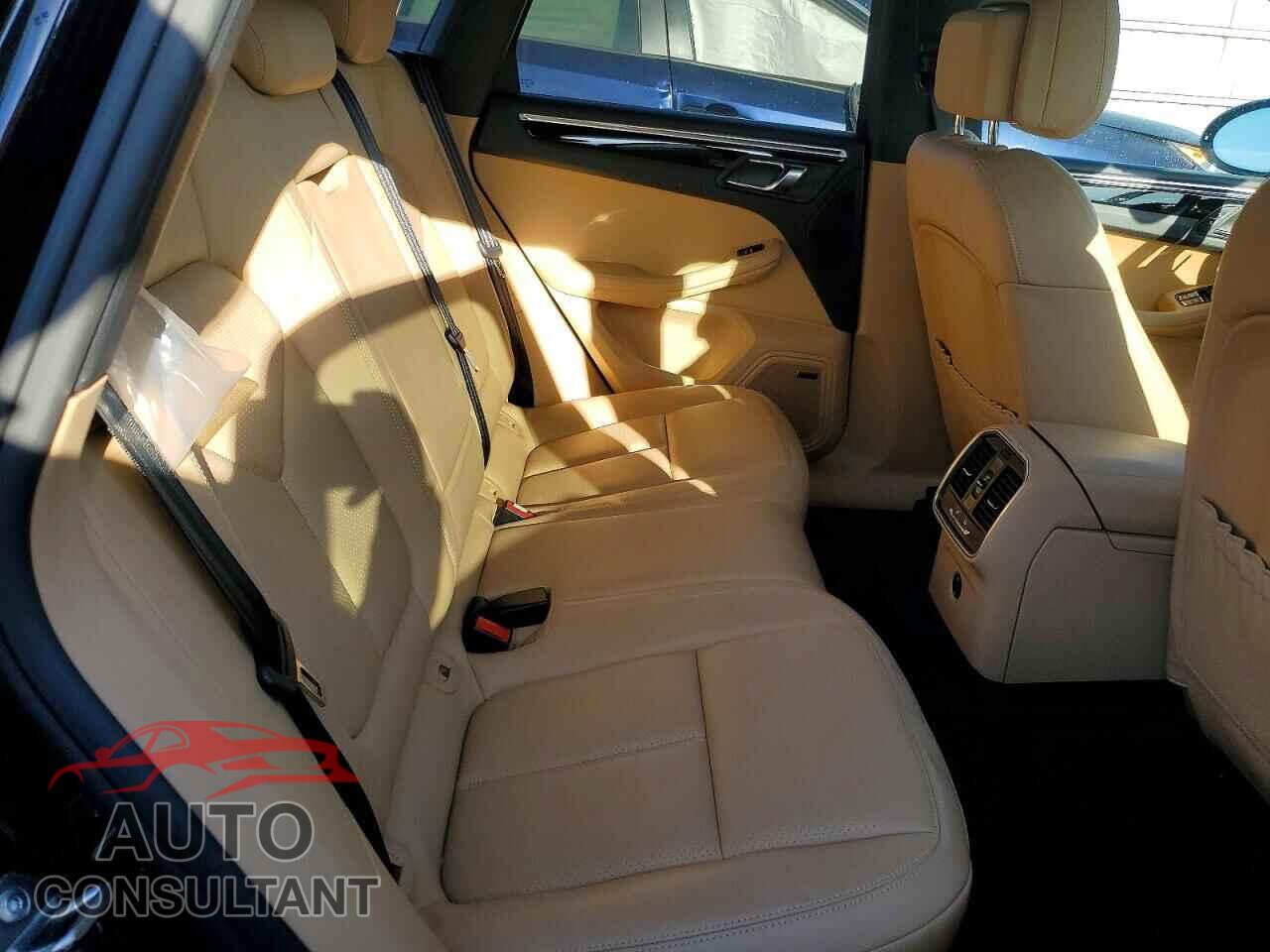 PORSCHE MACAN 2017 - WP1AA2A59HLB00601
