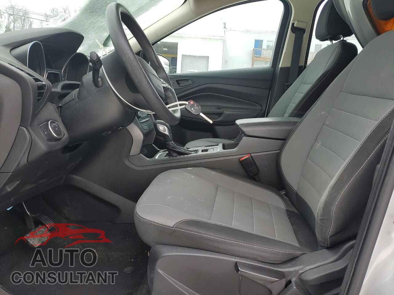 FORD ESCAPE 2017 - 1FMCU0F73HUE21975