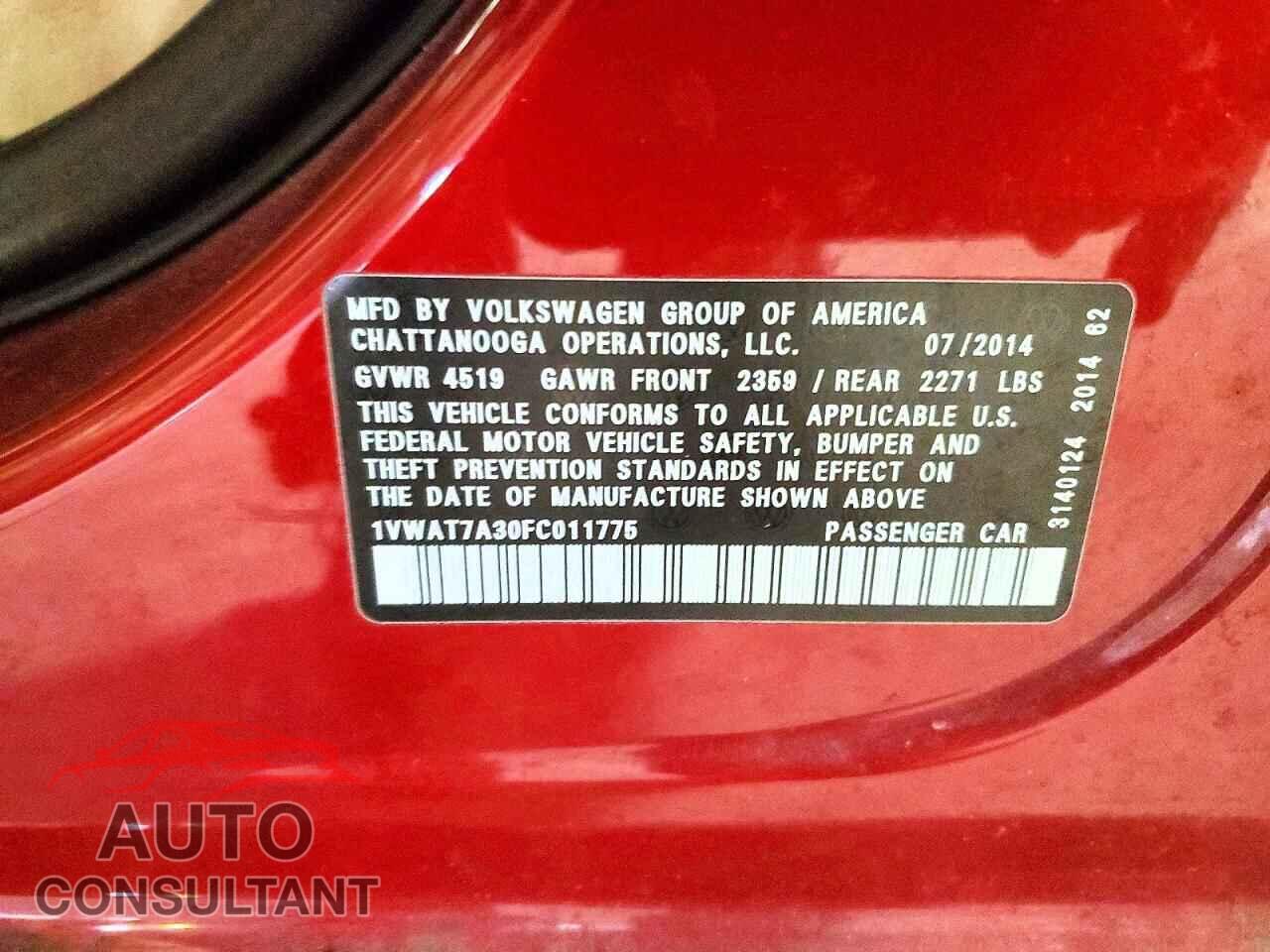 VOLKSWAGEN PASSAT 2015 - 1VWAT7A30FC011775