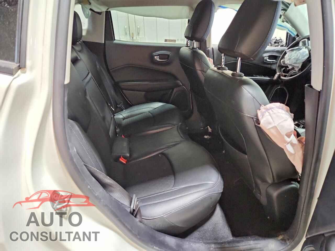 JEEP COMPASS 2019 - 3C4NJDBB5KT654023