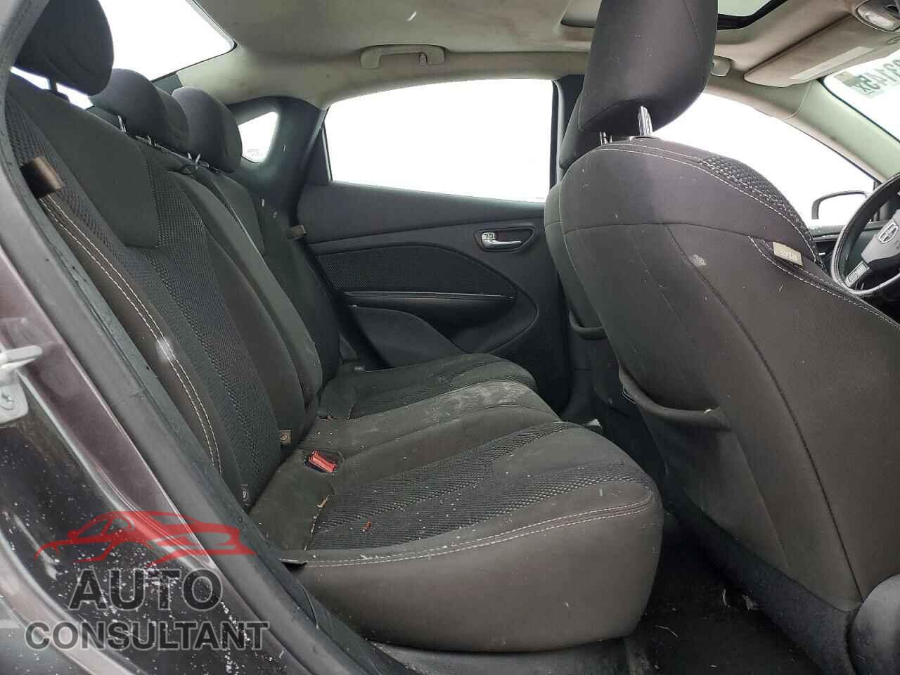 DODGE DART 2015 - 1C3CDFBB5FD267028