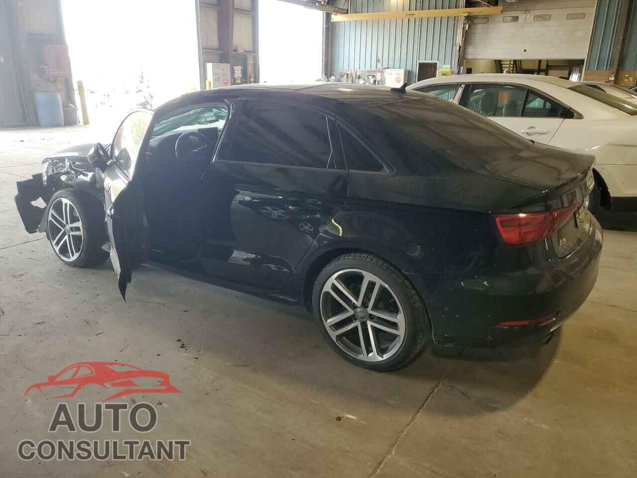 AUDI A3 2017 - WAUB8GFF2H1034367
