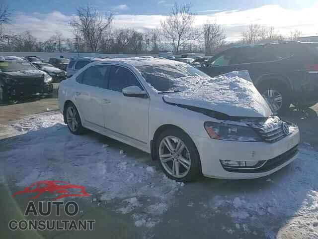 VOLKSWAGEN PASSAT 2014 - 1VWCS7A35EC091908