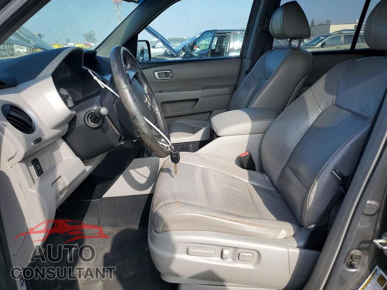 HONDA PILOT 2011 - 5FNYF3H59BB034462
