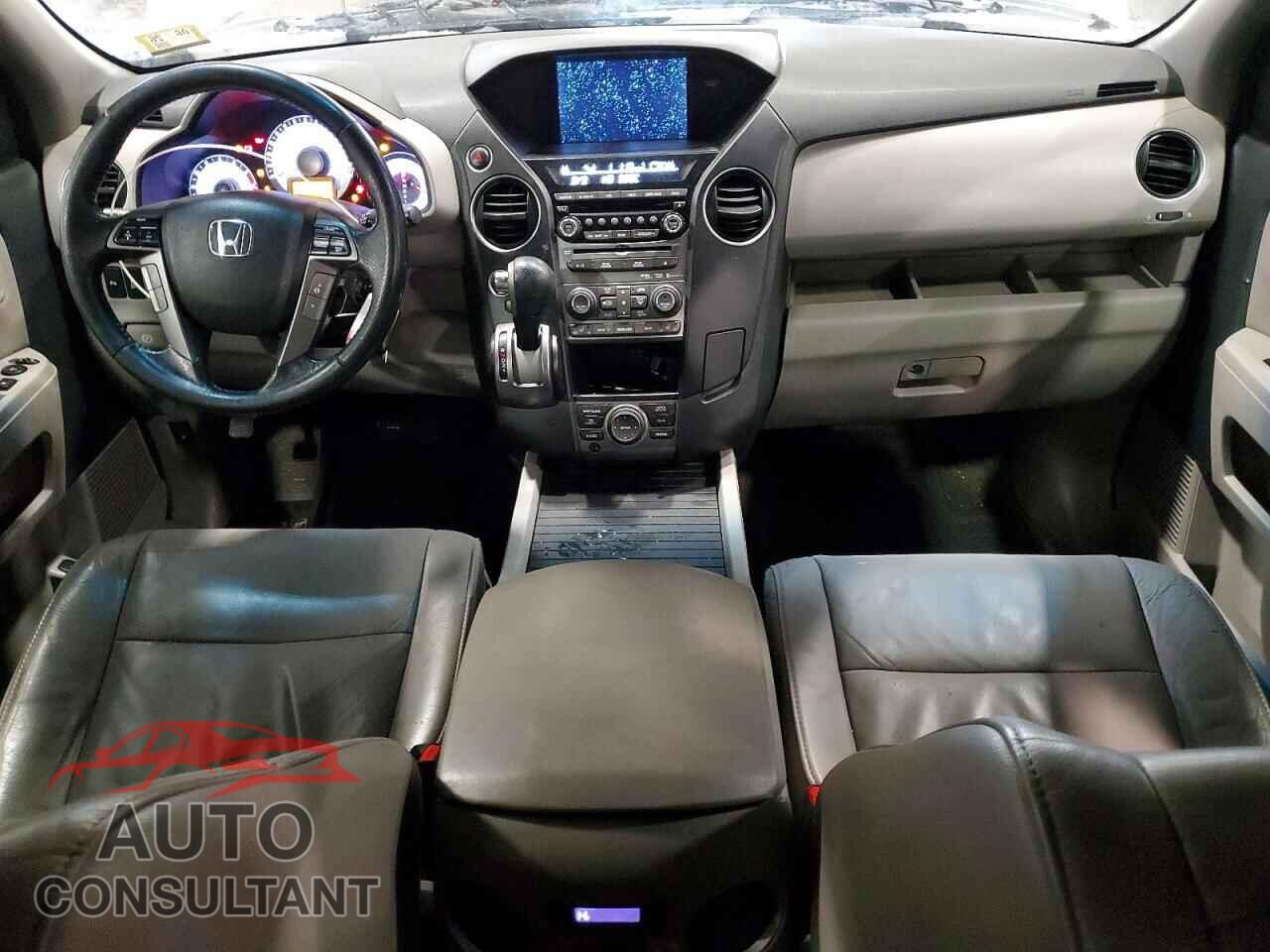 HONDA PILOT 2014 - 5FNYF4H95EB044676