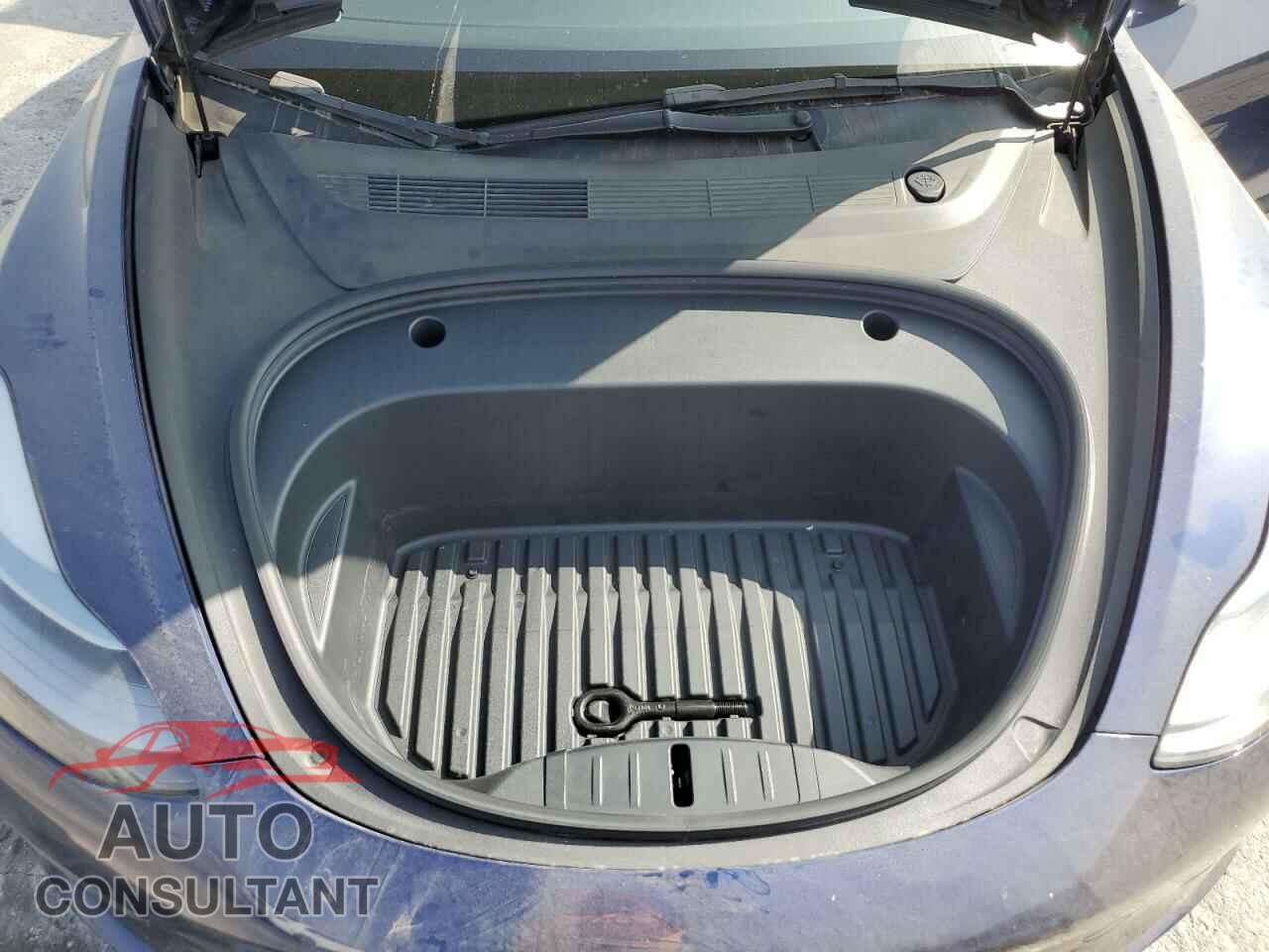 TESLA MODEL 3 2022 - 5YJ3E1EB8NF145584