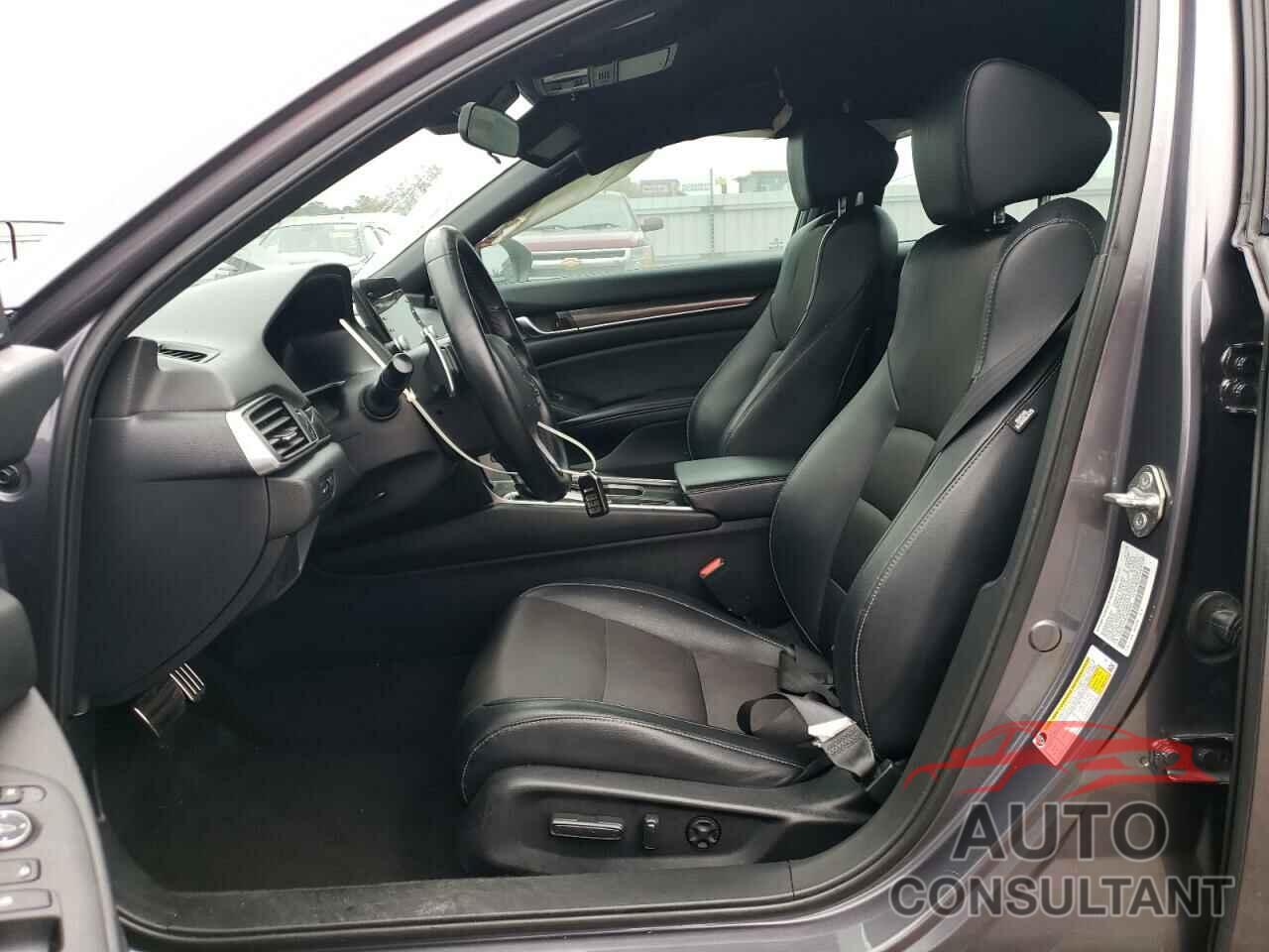 HONDA ACCORD 2018 - 1HGCV1F39JA263641