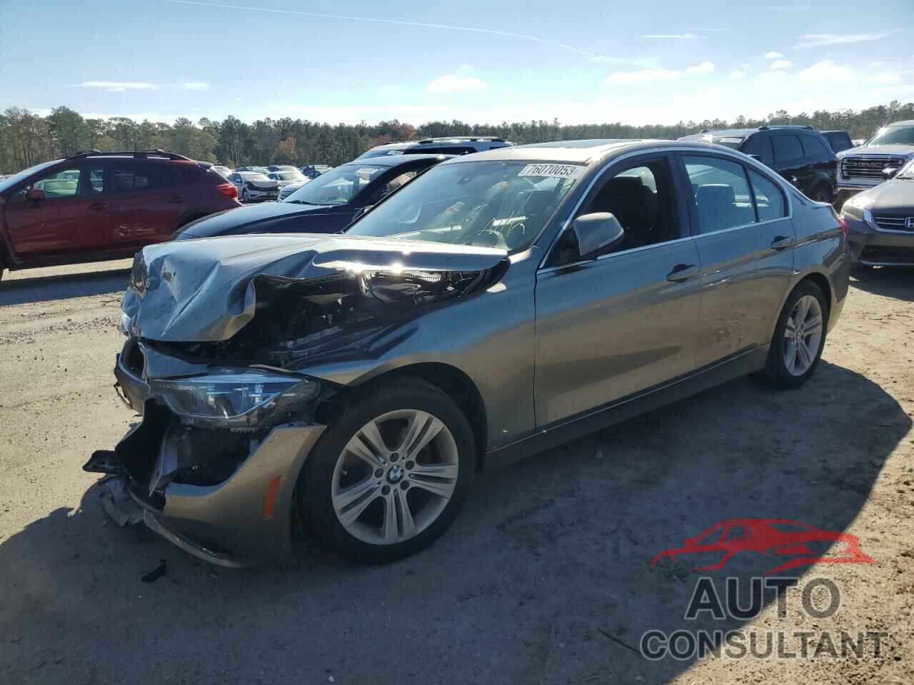 BMW 3 SERIES 2018 - WBA8B9C57JK677137