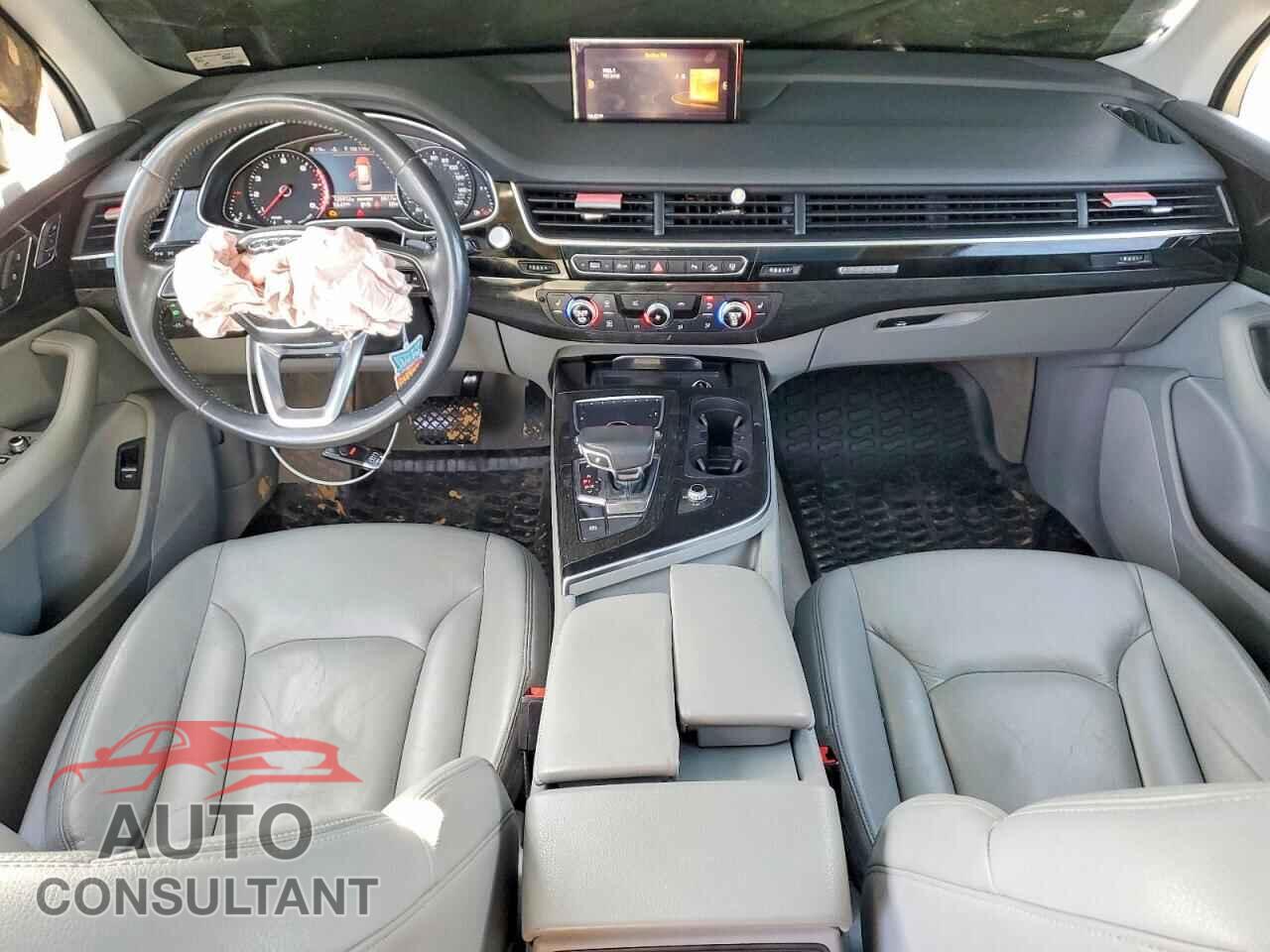AUDI Q7 2017 - WA1LAAF75HD019453