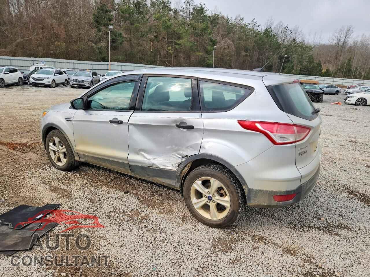 FORD ESCAPE 2016 - 1FMCU0F77GUC73571