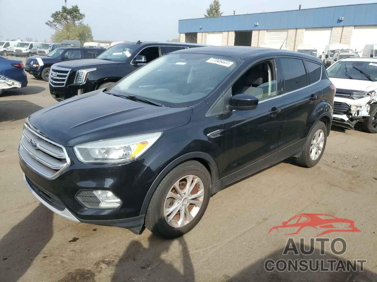 FORD ESCAPE 2017 - 1FMCU0GDXHUA38328