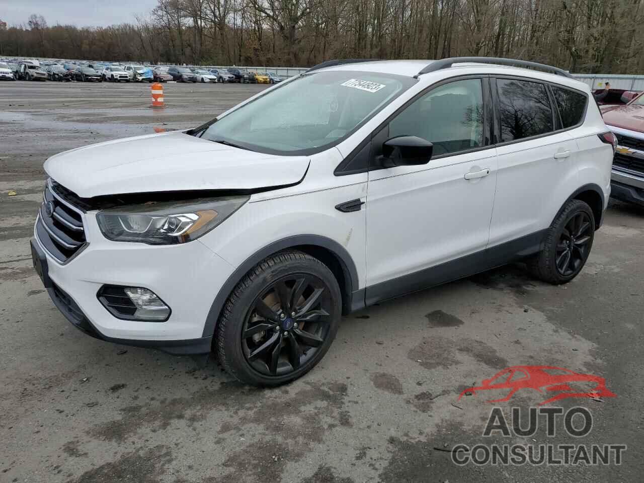 FORD ESCAPE 2017 - 1FMCU9G98HUE11589