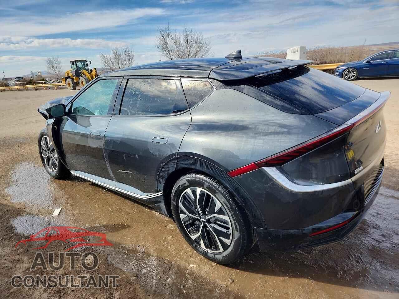 KIA EV6 2023 - KNDC34LA8P5157577