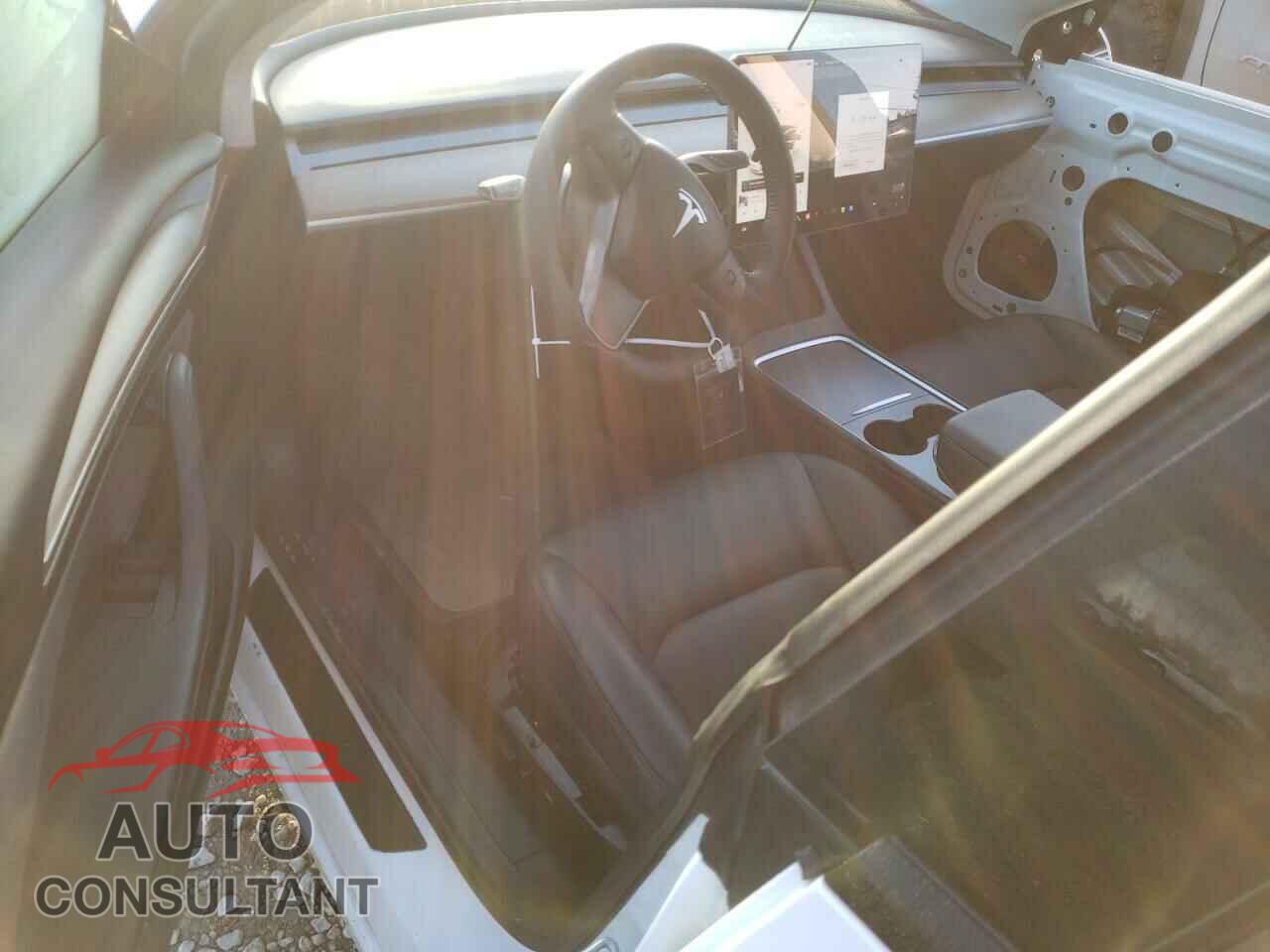 TESLA MODEL 3 2022 - 5YJ3E1EA5NF316962