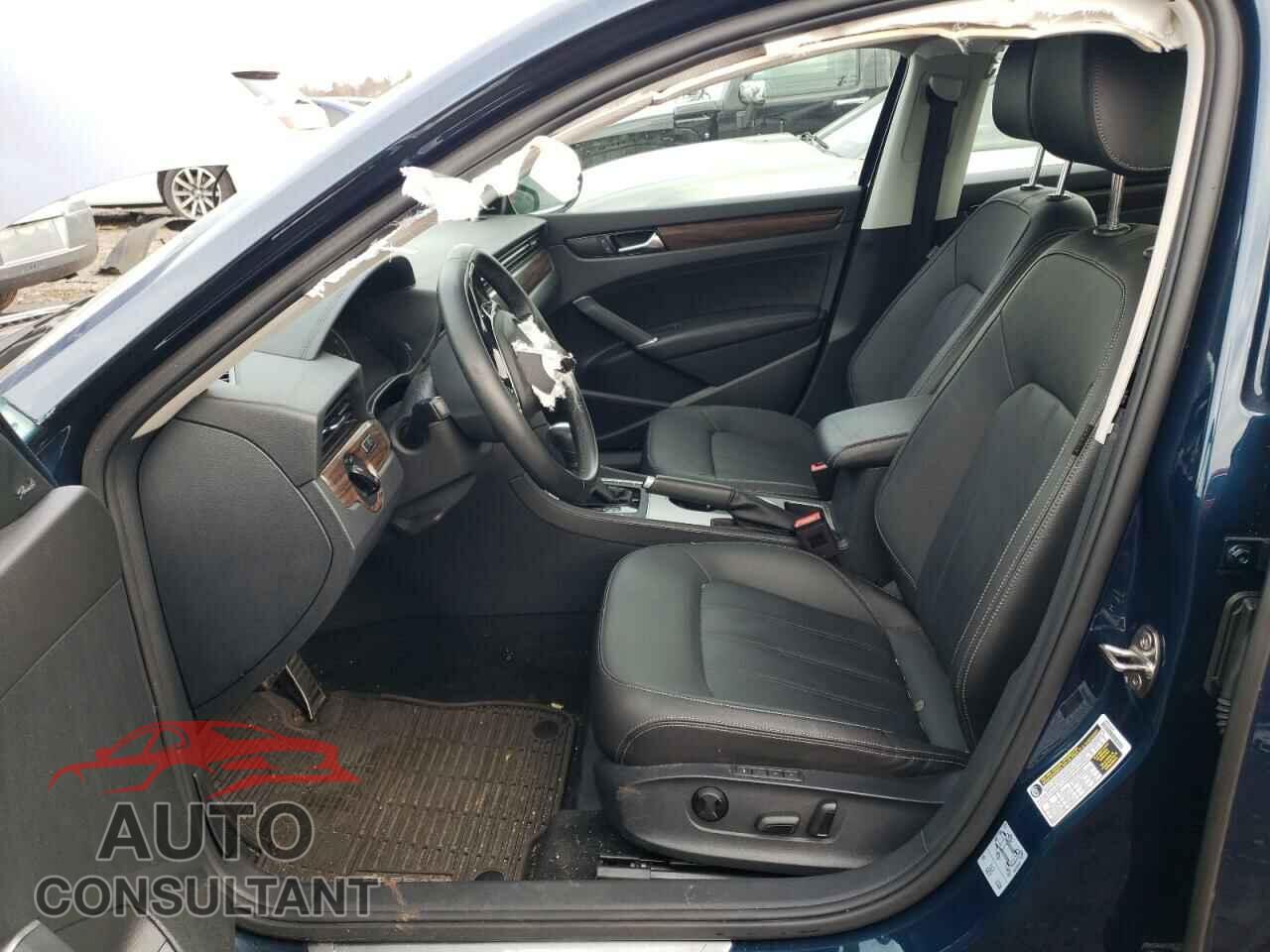 VOLKSWAGEN PASSAT 2020 - 1VWCA7A38LC014322