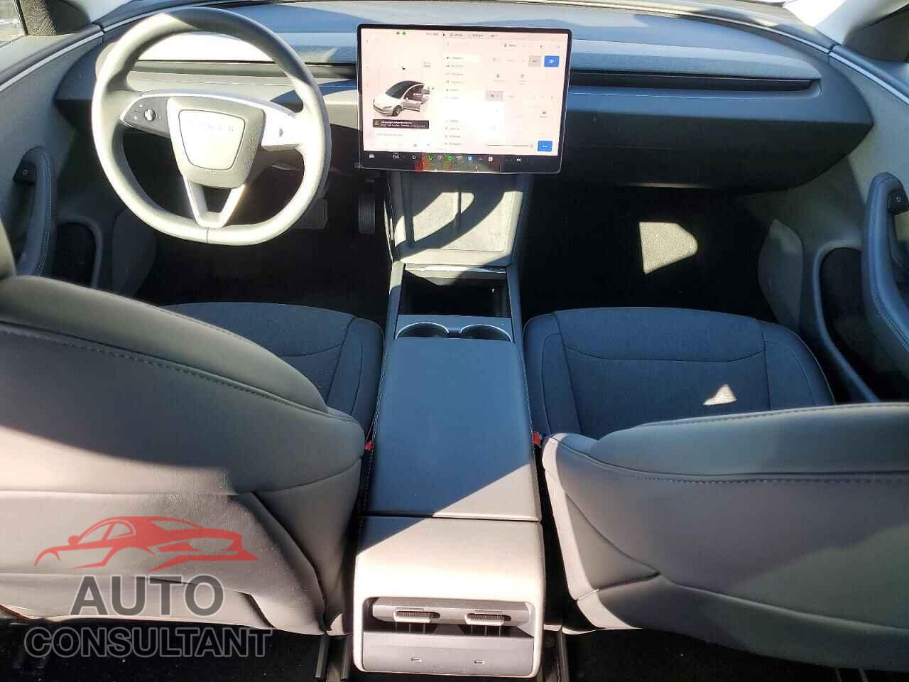 TESLA MODEL 3 2025 - 5YJ3E1EA4SF117347