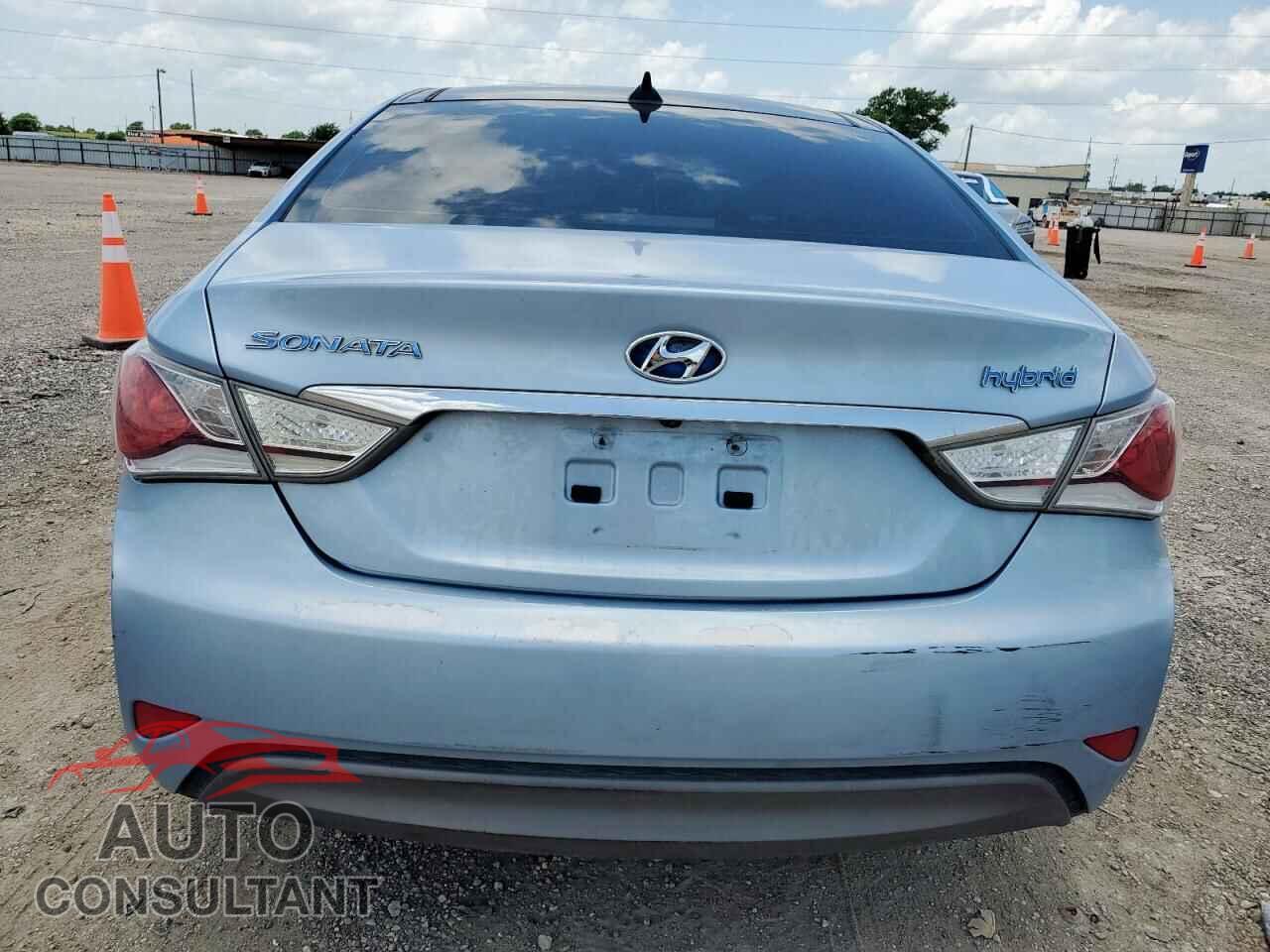 HYUNDAI SONATA 2012 - KMHEC4A41CA045531