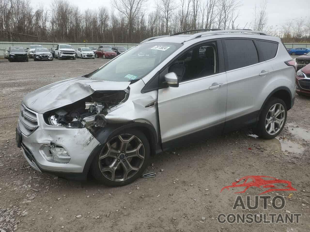 FORD ESCAPE 2017 - 1FMCU9J90HUD48349